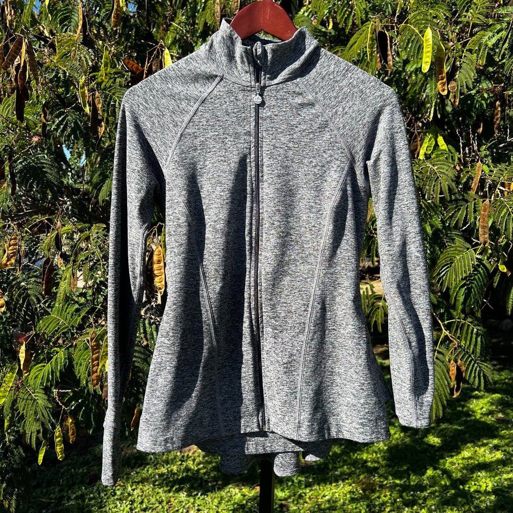 Beyond Yoga Heather Grey Zip Up Peplum Back Size S